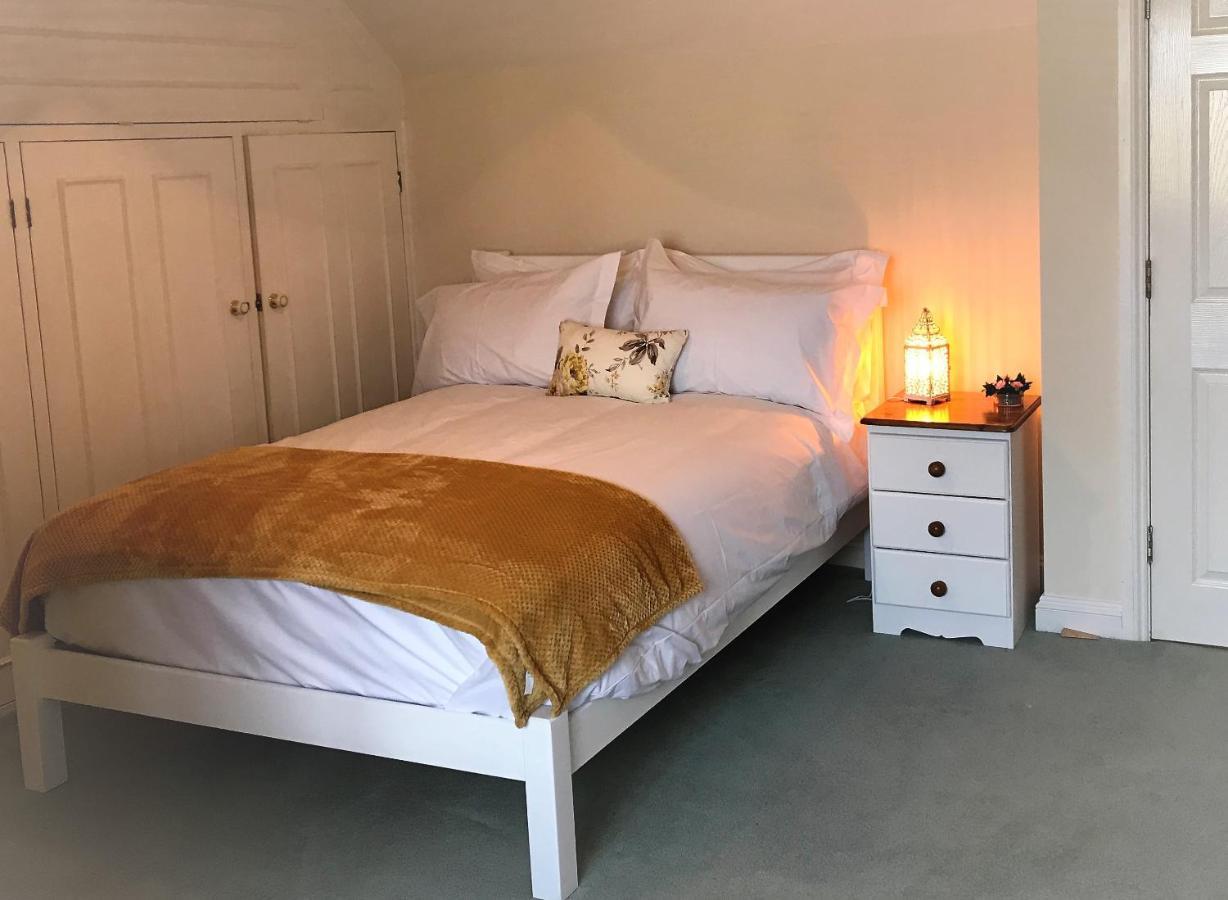 Bransford Farm Fishery & B & B Exteriör bild