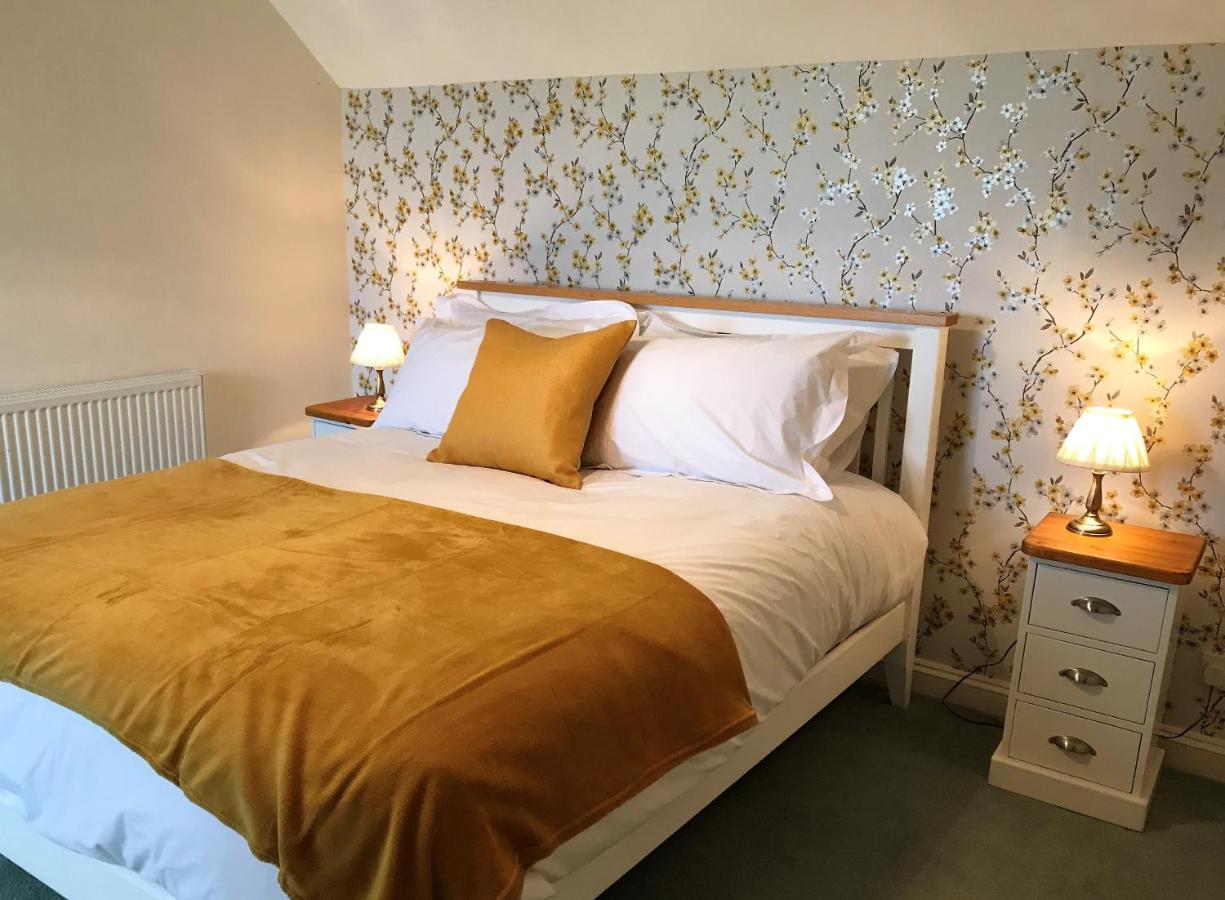 Bransford Farm Fishery & B & B Exteriör bild