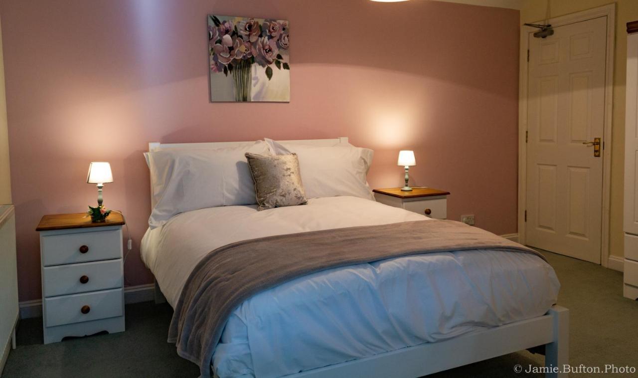 Bransford Farm Fishery & B & B Exteriör bild