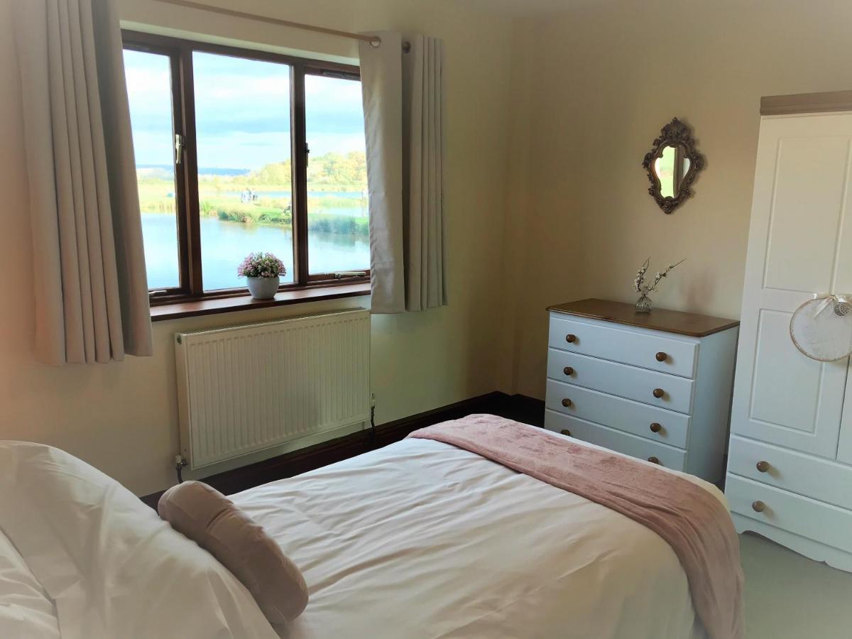 Bransford Farm Fishery & B & B Exteriör bild